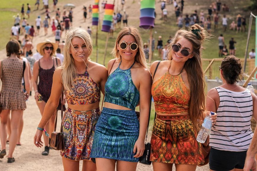 Standing Out A ladies guide to summer festival fashion! ‹ ALIVE AT NIGHT Hard Dance